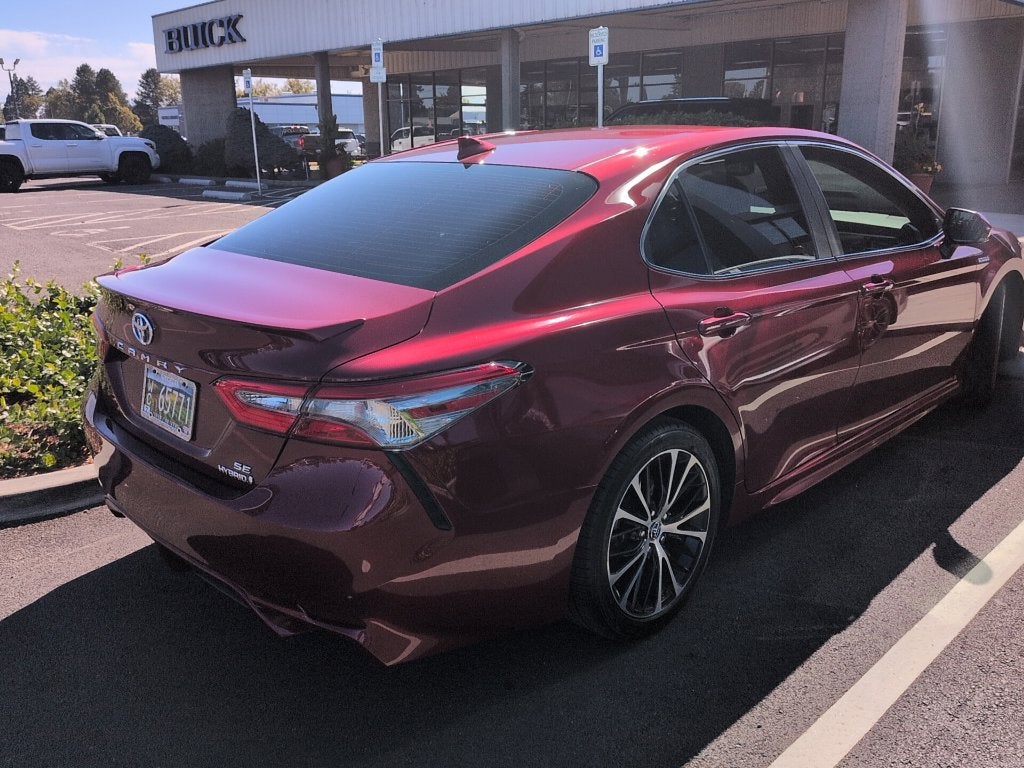 2018 Toyota Camry Hybrid SE