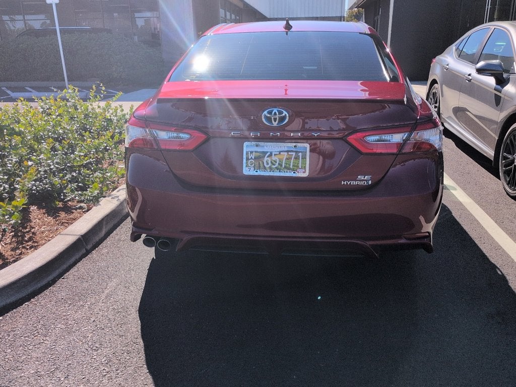 2018 Toyota Camry Hybrid SE