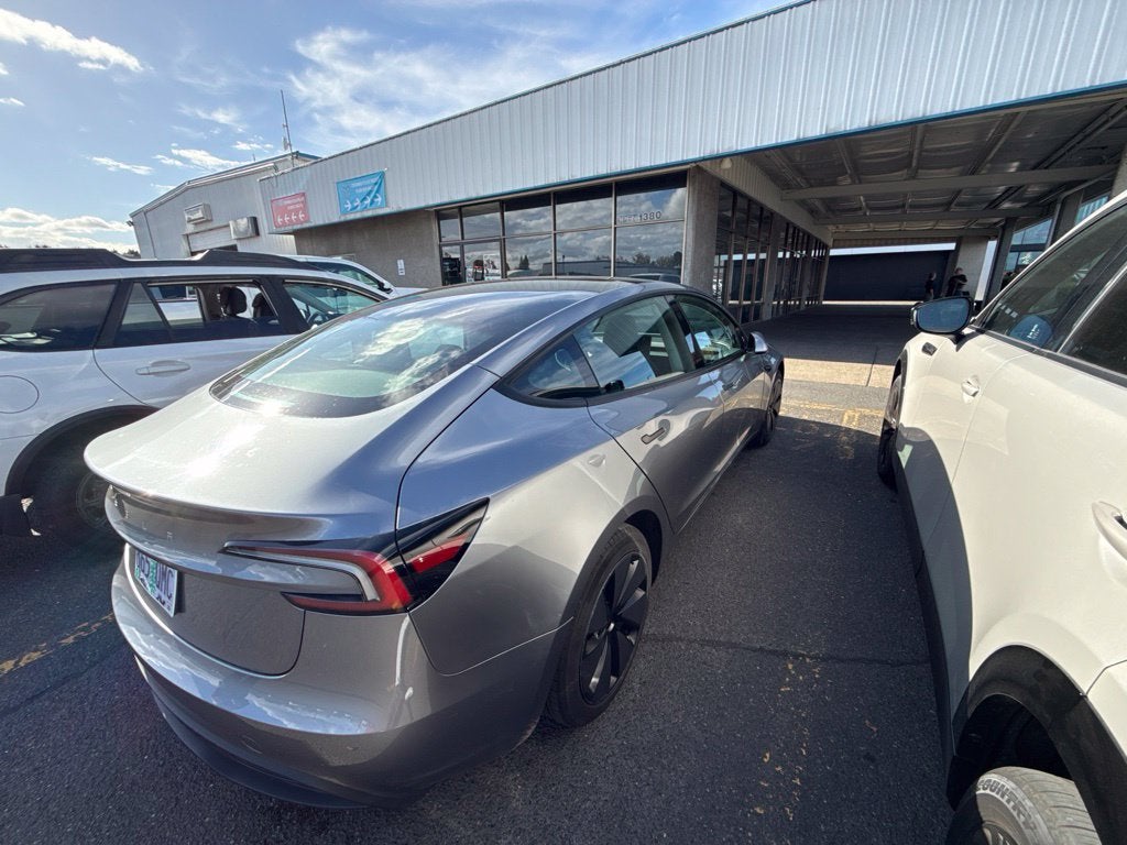2025 Tesla Model 3 Standard