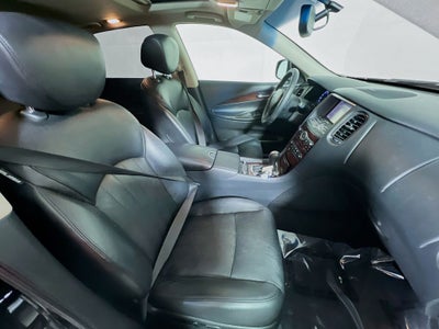 2017 INFINITI QX50 Base