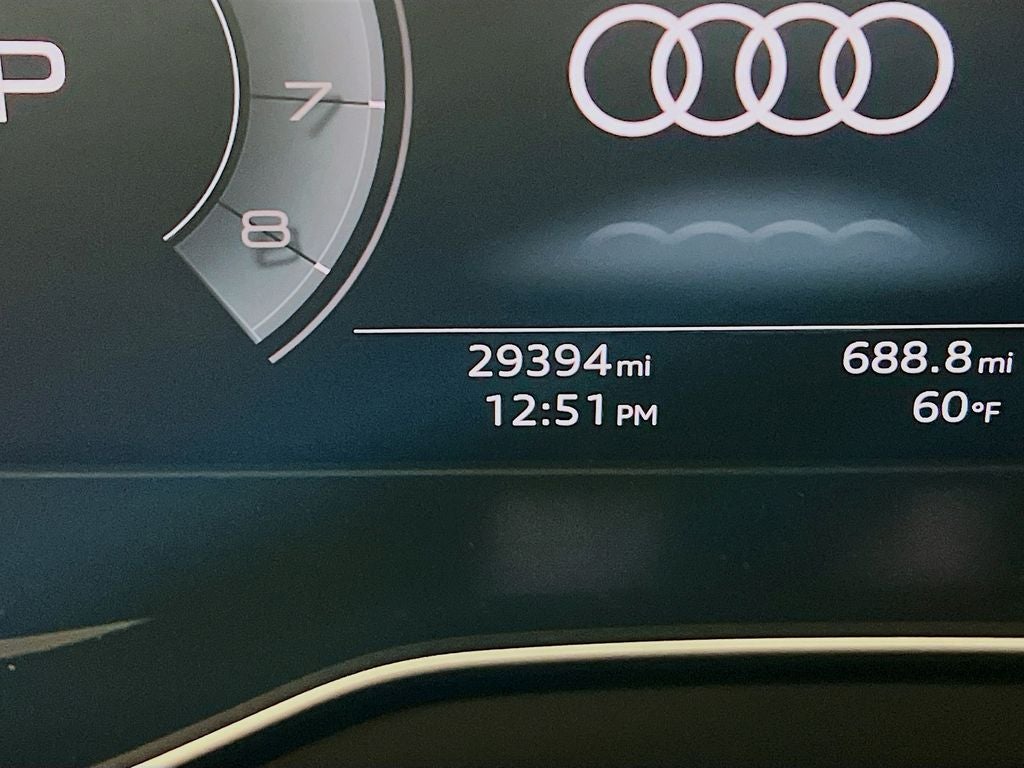 2023 Audi Q5 45 S line Premium quattro