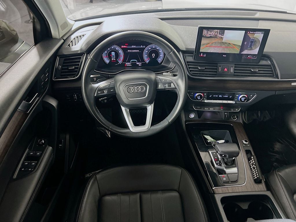 2023 Audi Q5 45 S line Premium quattro