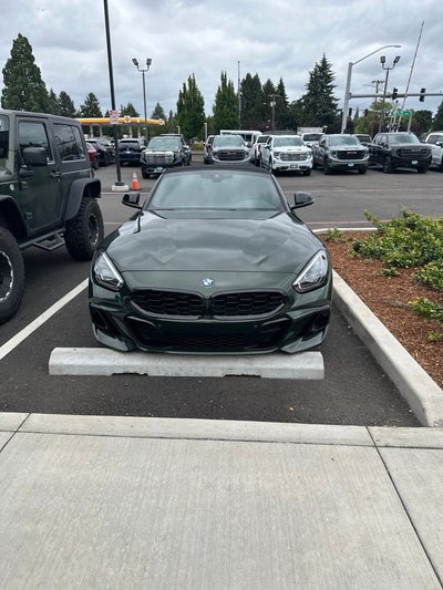 2025 BMW Z4 sDrive M40i