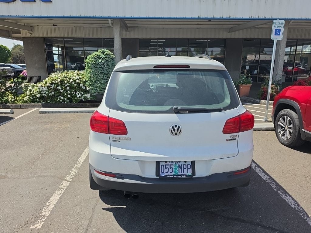 2017 Volkswagen Tiguan Limited 2.0T 4Motion