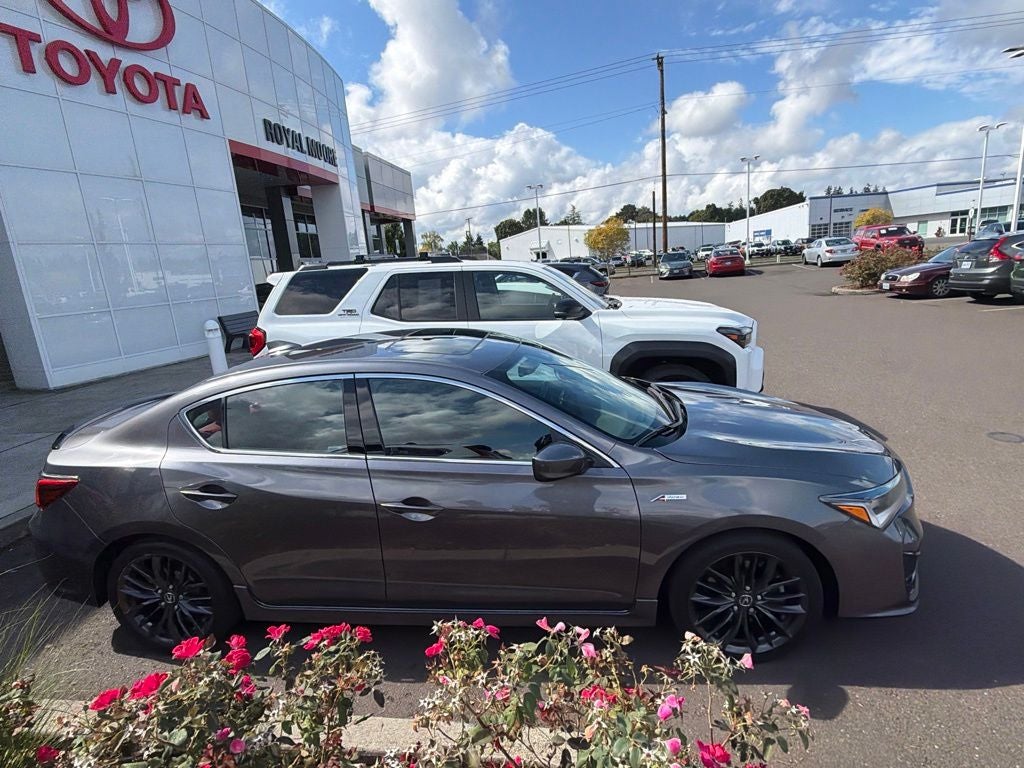 2022 Acura ILX Premium and A-SPEC Packages