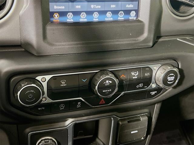 2022 Jeep Wrangler Willys