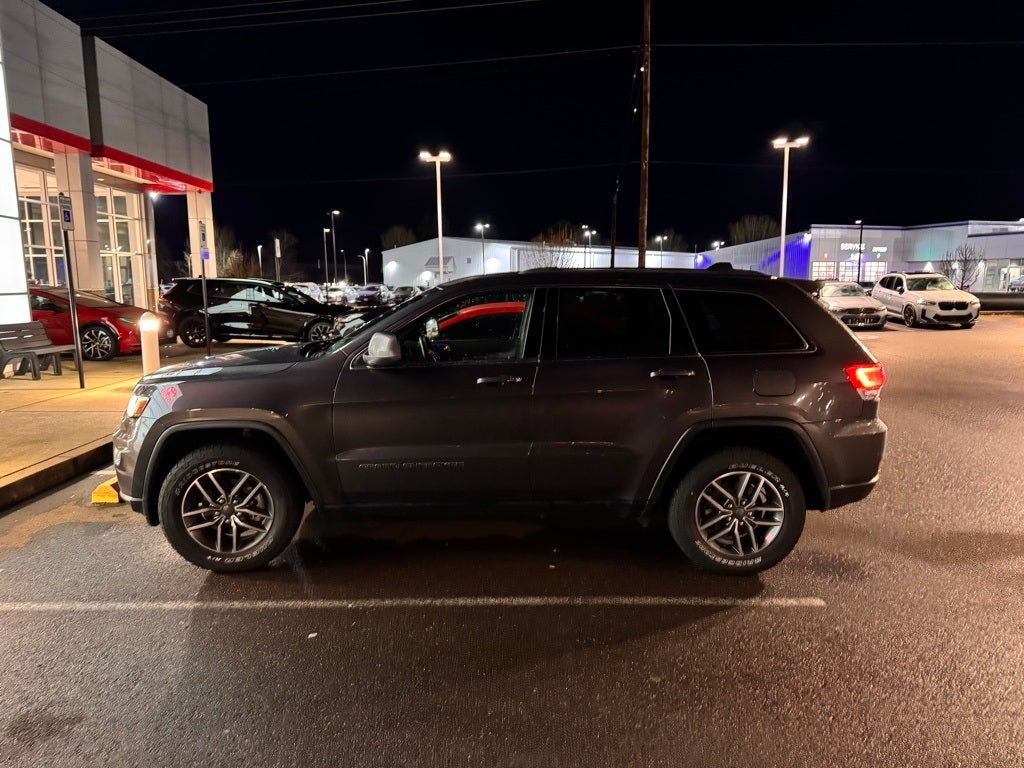 2019 Jeep Grand Cherokee Laredo E