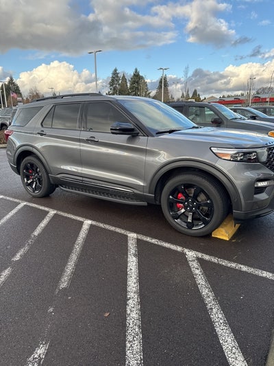 2022 Ford Explorer ST