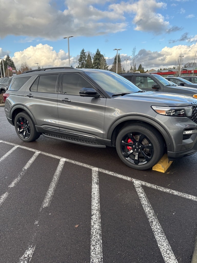 2022 Ford Explorer ST