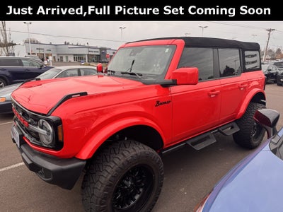 2023 Ford Bronco Base