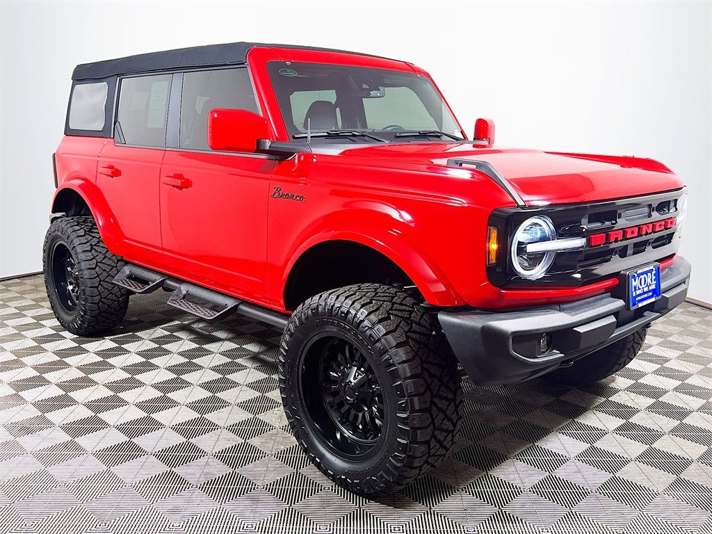 2023 Ford Bronco Base