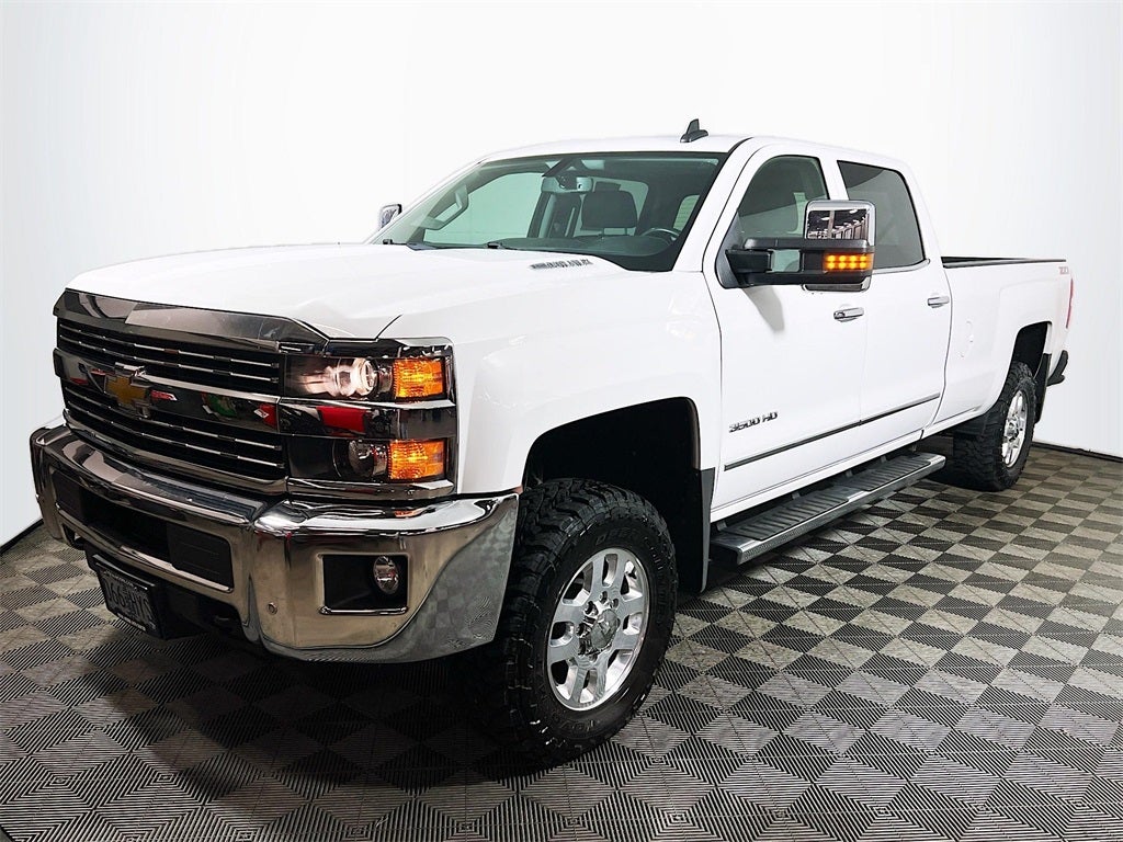 2015 Chevrolet Silverado 3500HD LTZ