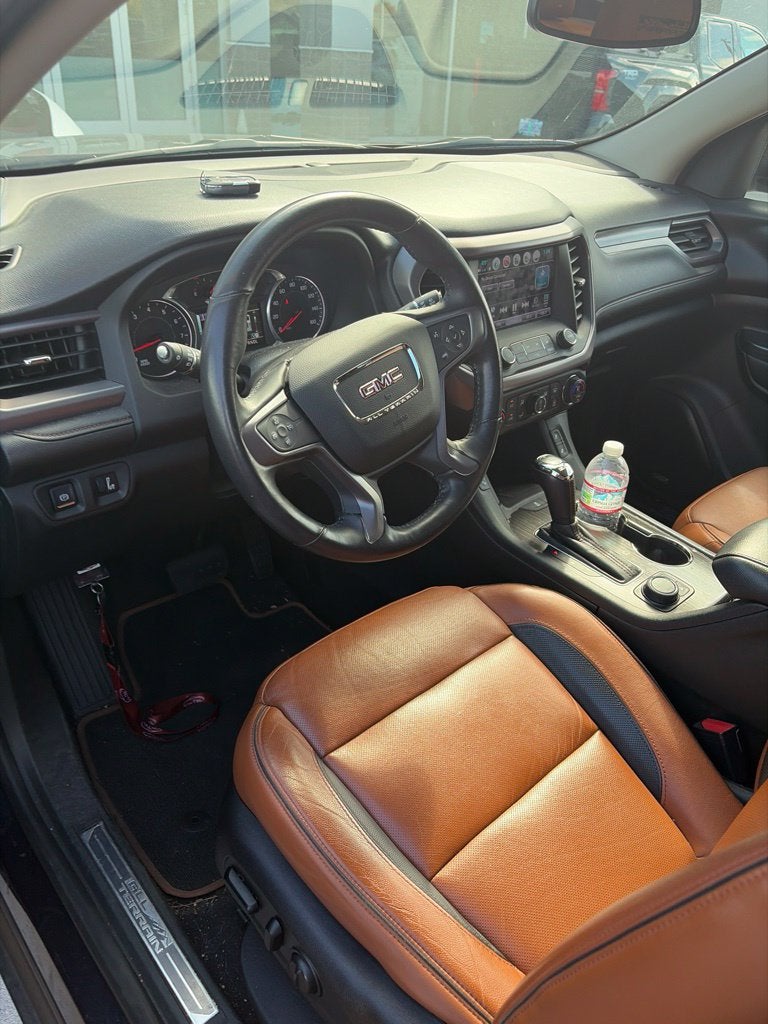 2017 GMC Acadia SLT-1