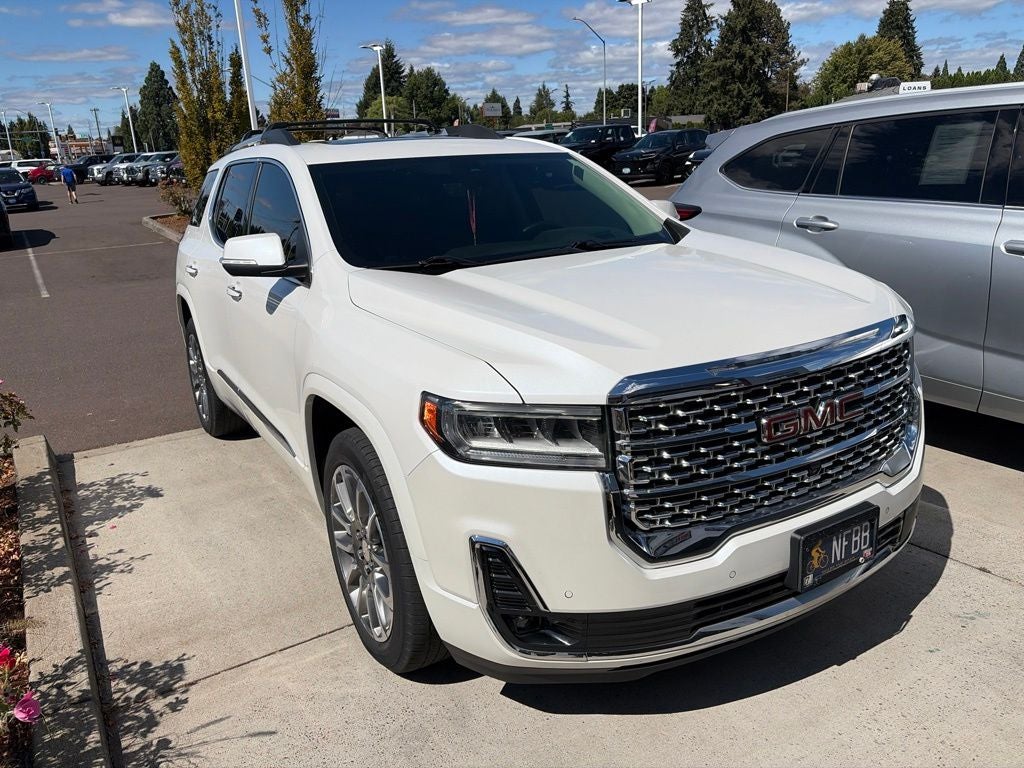 2023 GMC Acadia Denali