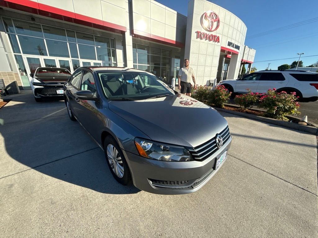 2014 Volkswagen Passat 1.8T S