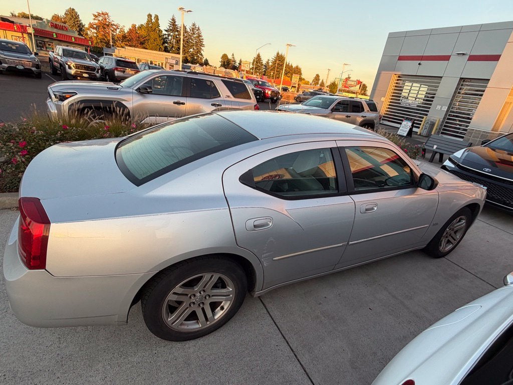 2006 Dodge Charger SE