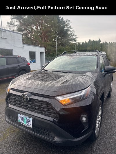 2025 Toyota RAV4 XLE Premium