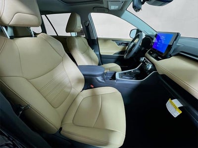 2025 Toyota RAV4 XLE Premium