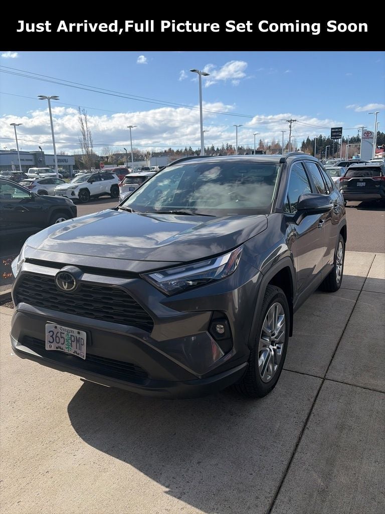 2023 Toyota RAV4 XLE Premium