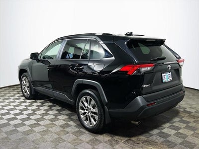 2025 Toyota RAV4 XLE Premium