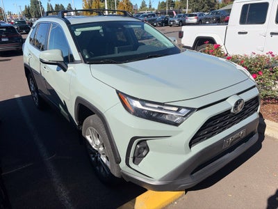 2022 Toyota RAV4 XLE Premium