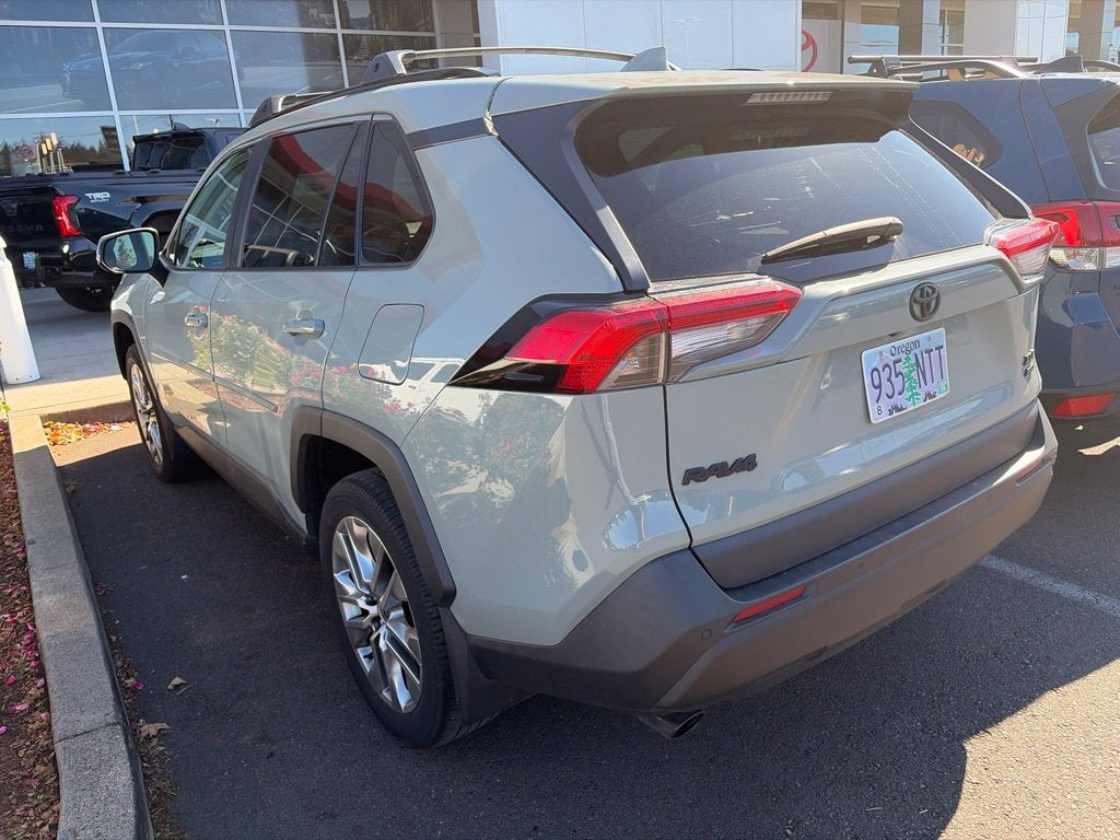 2022 Toyota RAV4 XLE Premium