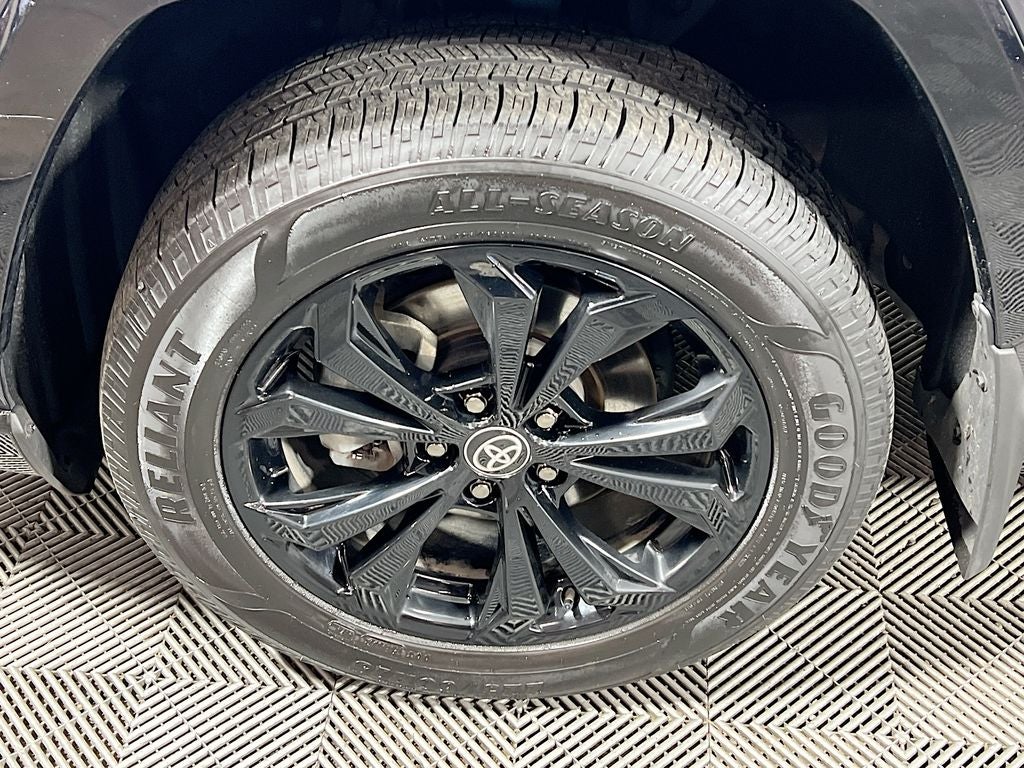 2024 Toyota RAV4 Hybrid XSE