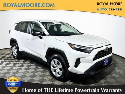 2025 Toyota RAV4 LE