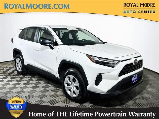 2025 Toyota RAV4 LE