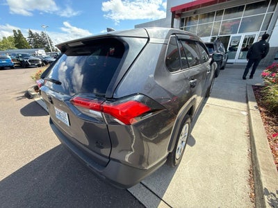 2023 Toyota RAV4 LE