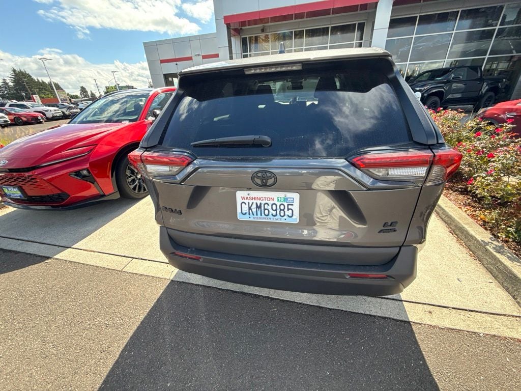 2023 Toyota RAV4 LE