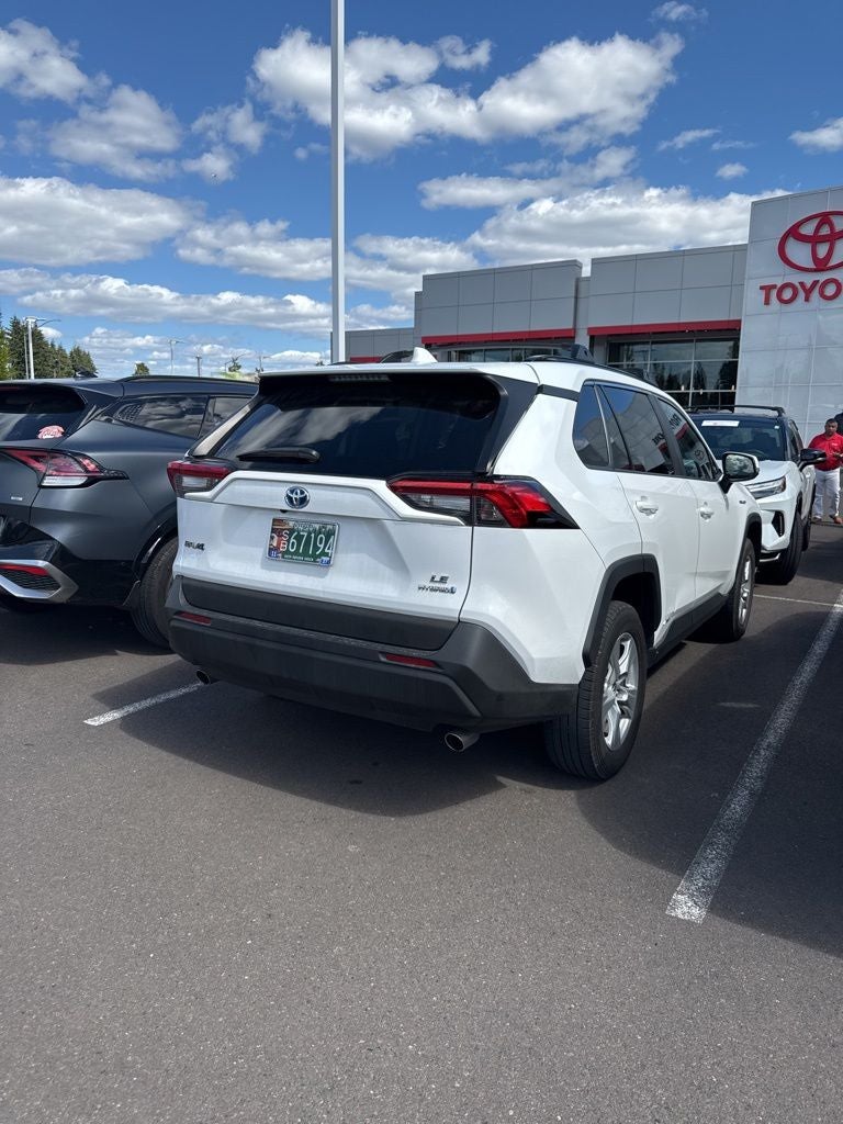 2019 Toyota RAV4 Hybrid LE AWD's photo