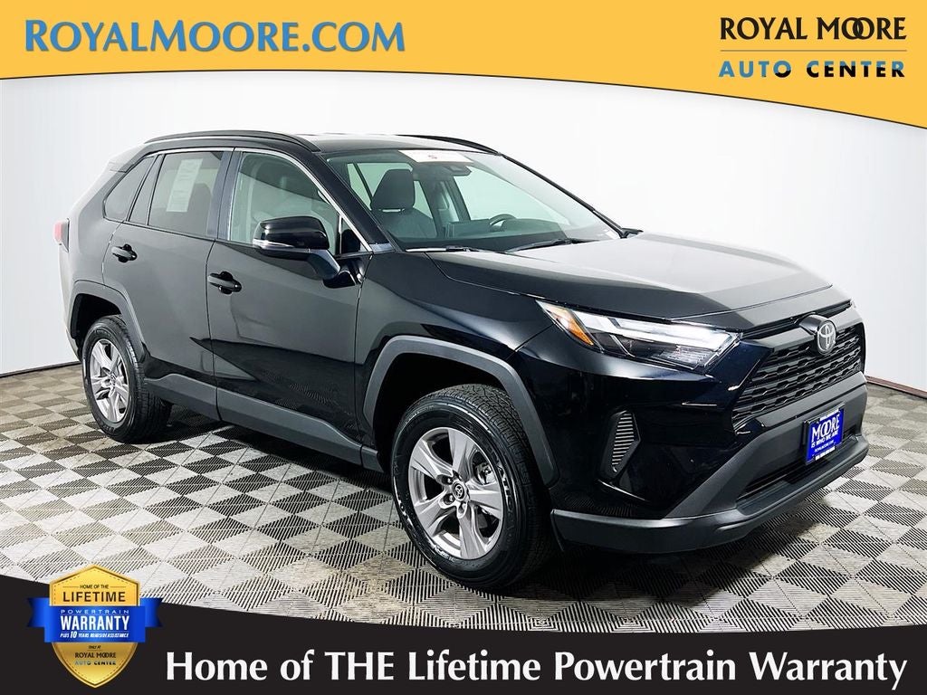 2025 Toyota RAV4 XLE AWD's photo