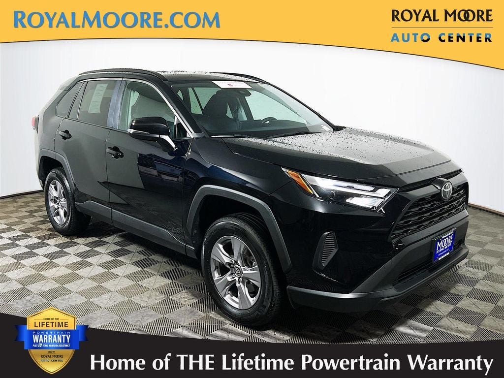 2025 Toyota RAV4 XLE AWD's photo