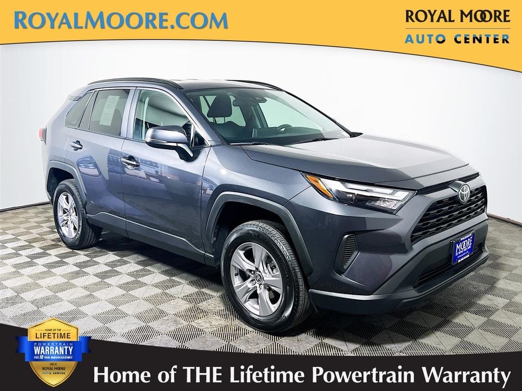 2025 Toyota RAV4 XLE AWD's photo