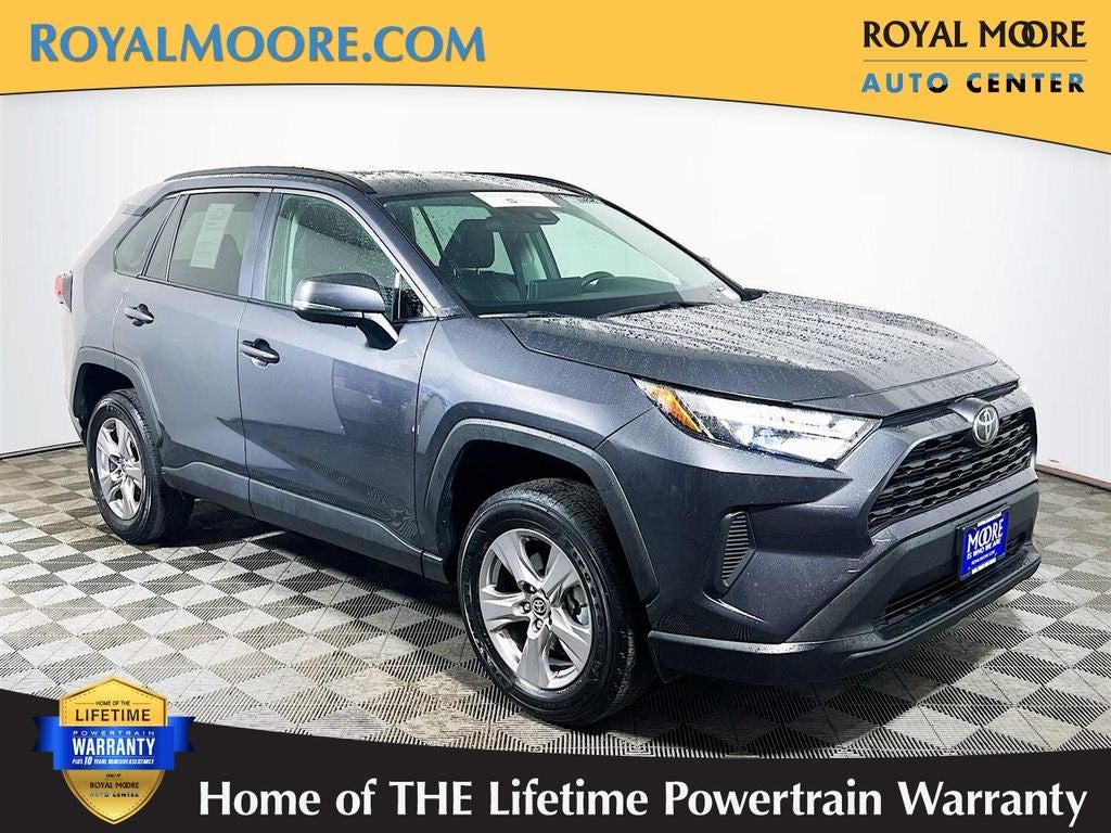 2025 Toyota RAV4 XLE AWD's photo