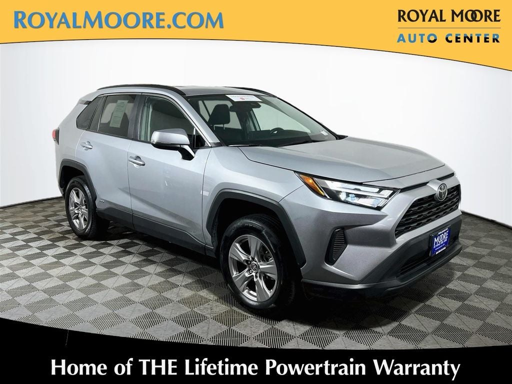 2025 Toyota RAV4 Hybrid XLE