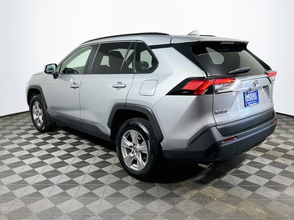 2025 Toyota RAV4 Hybrid XLE