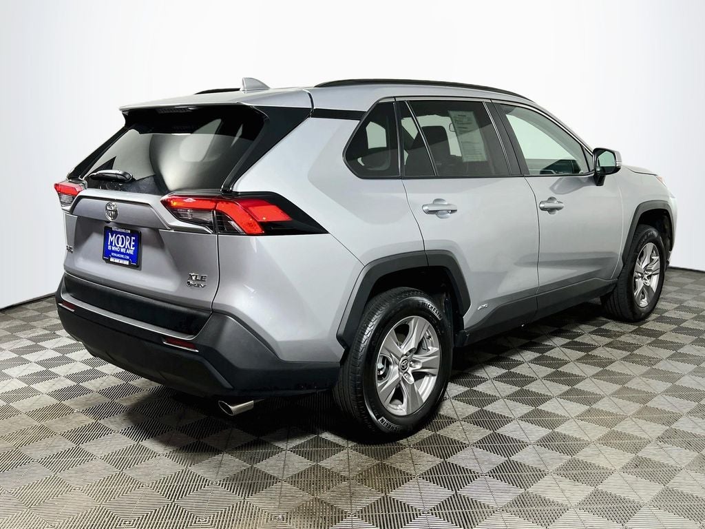 2025 Toyota RAV4 Hybrid XLE