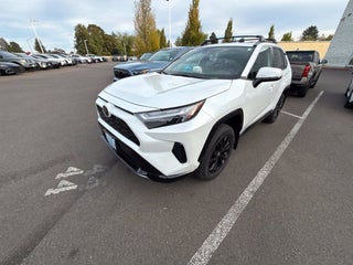 2025 Toyota RAV4 Hybrid SE