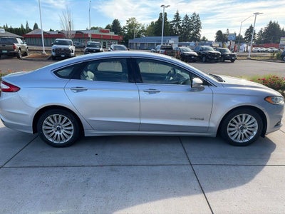 2015 Ford Fusion Hybrid SE
