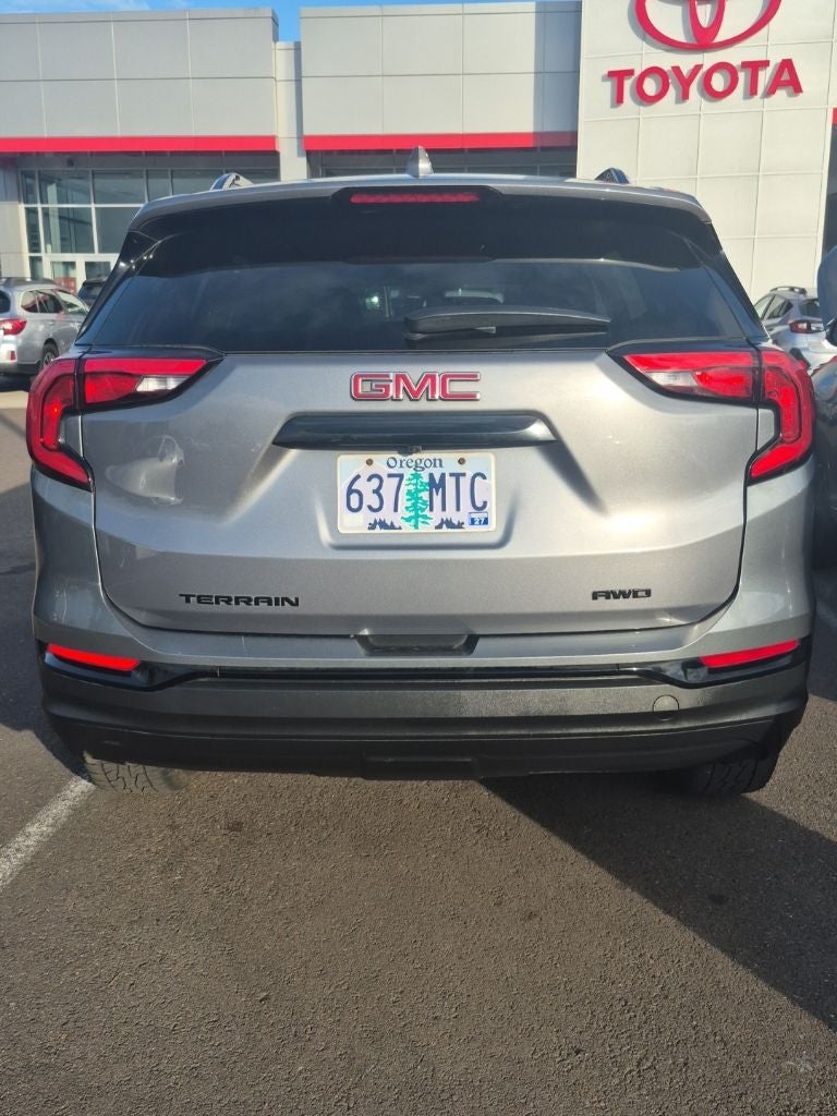 2021 GMC Terrain SLE