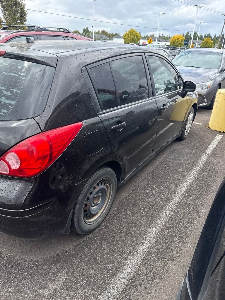 2011 Nissan Versa 1.8 S