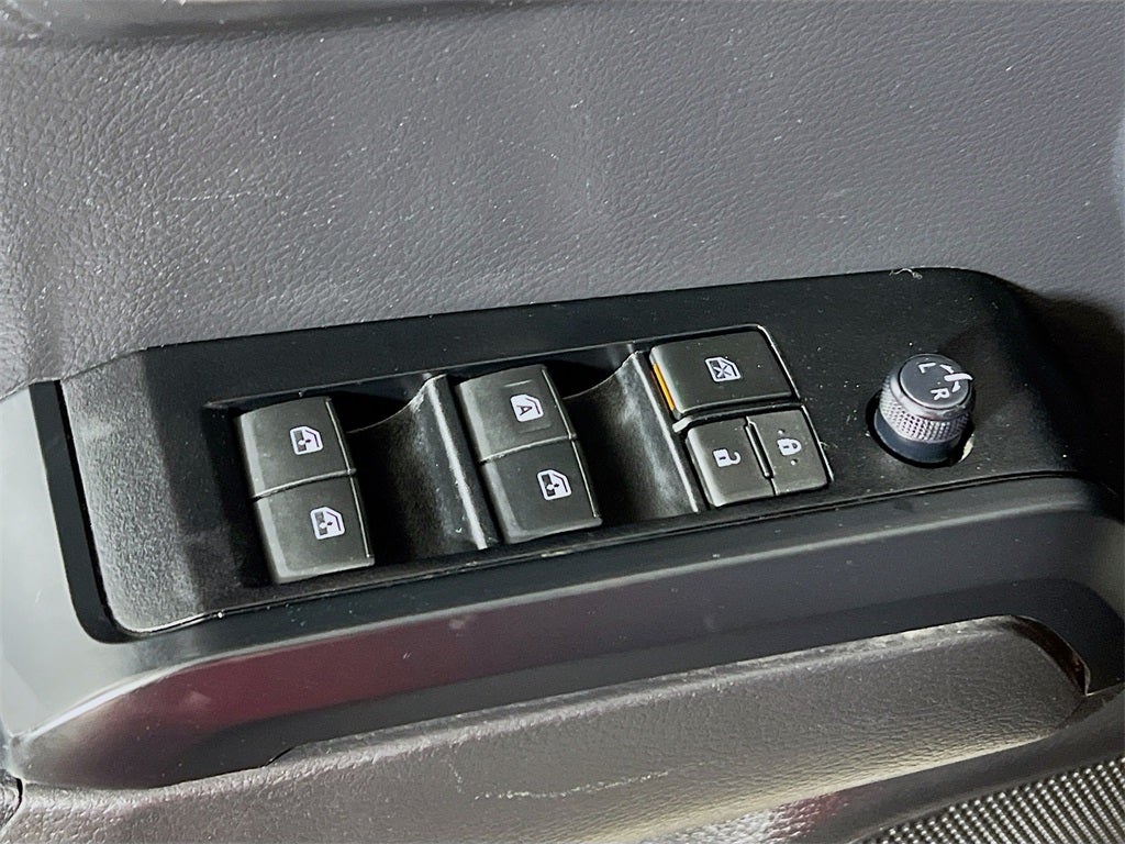 2022 Toyota Tacoma SR V6