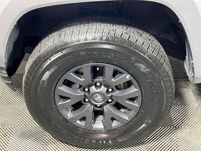 2022 Toyota Tacoma SR5 V6