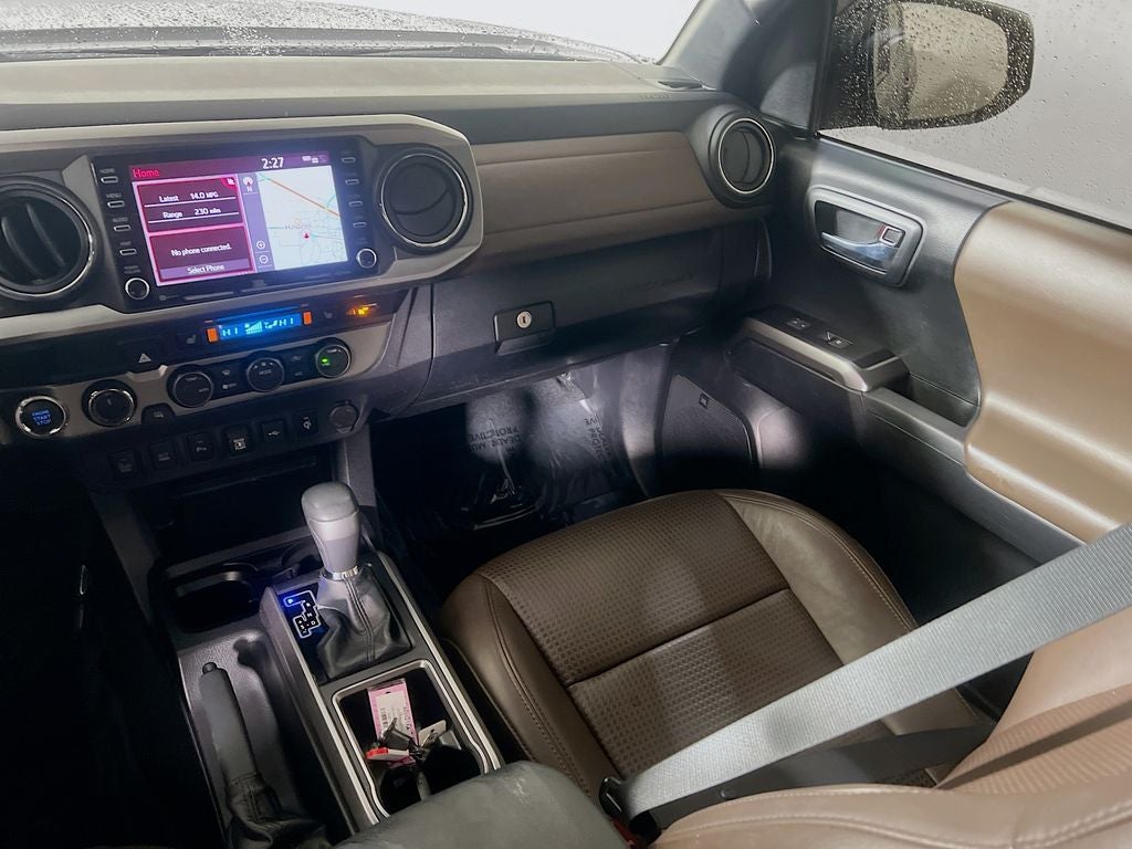 2022 Toyota Tacoma Limited V6