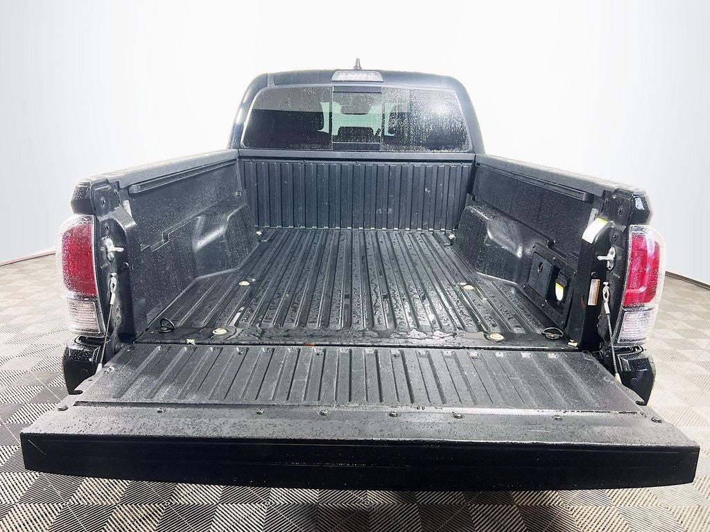 2022 Toyota Tacoma Limited V6