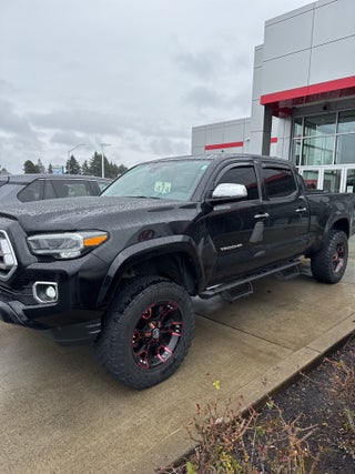 2022 Toyota Tacoma Limited V6