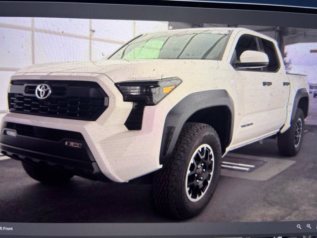 2025 Toyota Tacoma TRD Off-Road