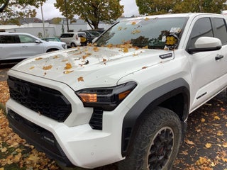 2025 Toyota Tacoma Hybrid TRD Off Road